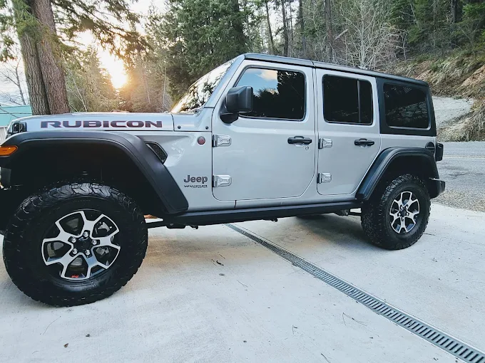 Leavenworth Jeep Rubicon Wash and Protect